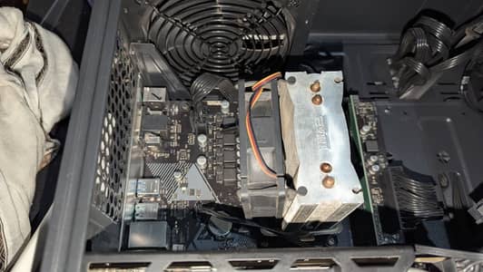 Ryzen 5 2600 Gaming PC | RX 590 GME 8GB | 16GB DDR4 | B450M |