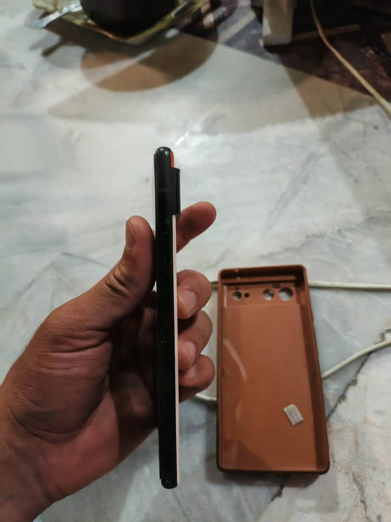 Google Pixel 6 5