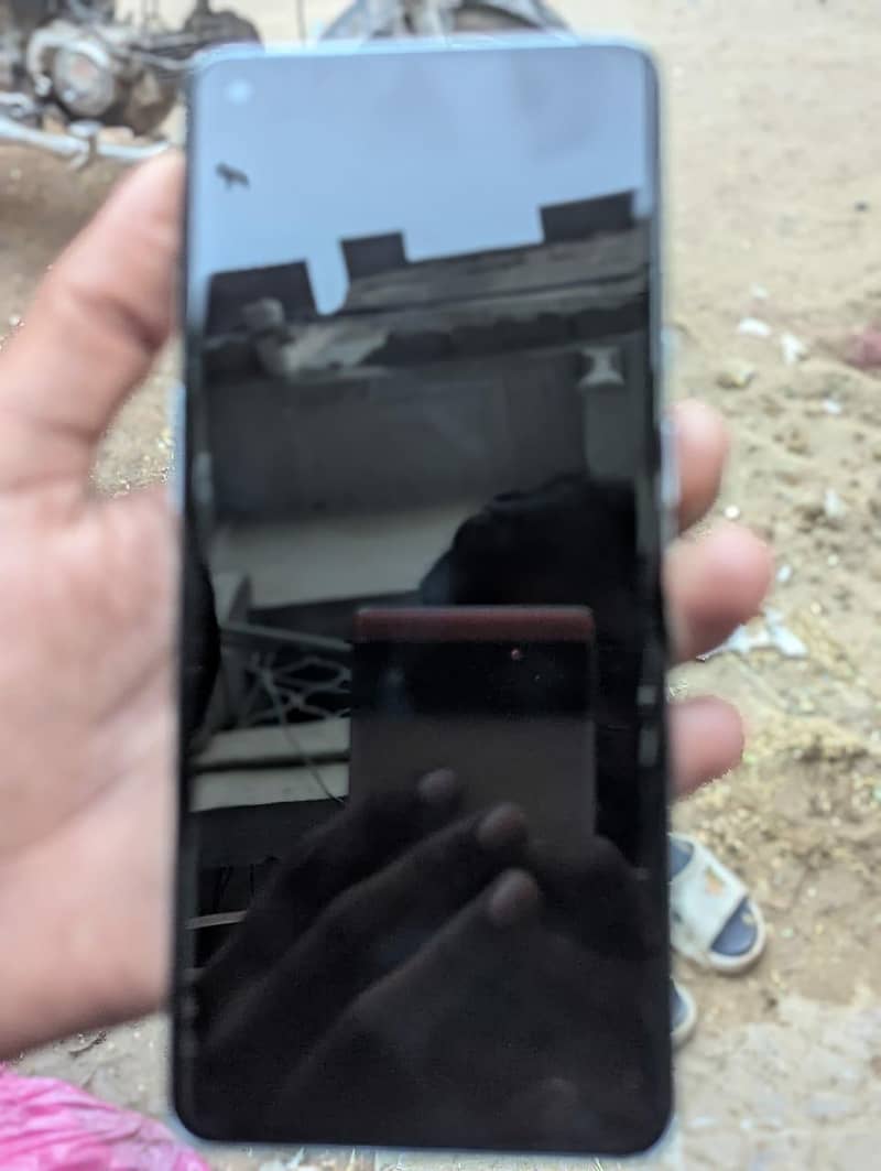 One Plus 9 Pro 4