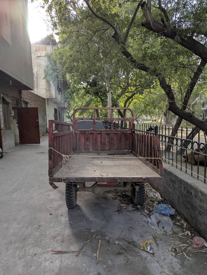 LOADER RICKSHAW 1