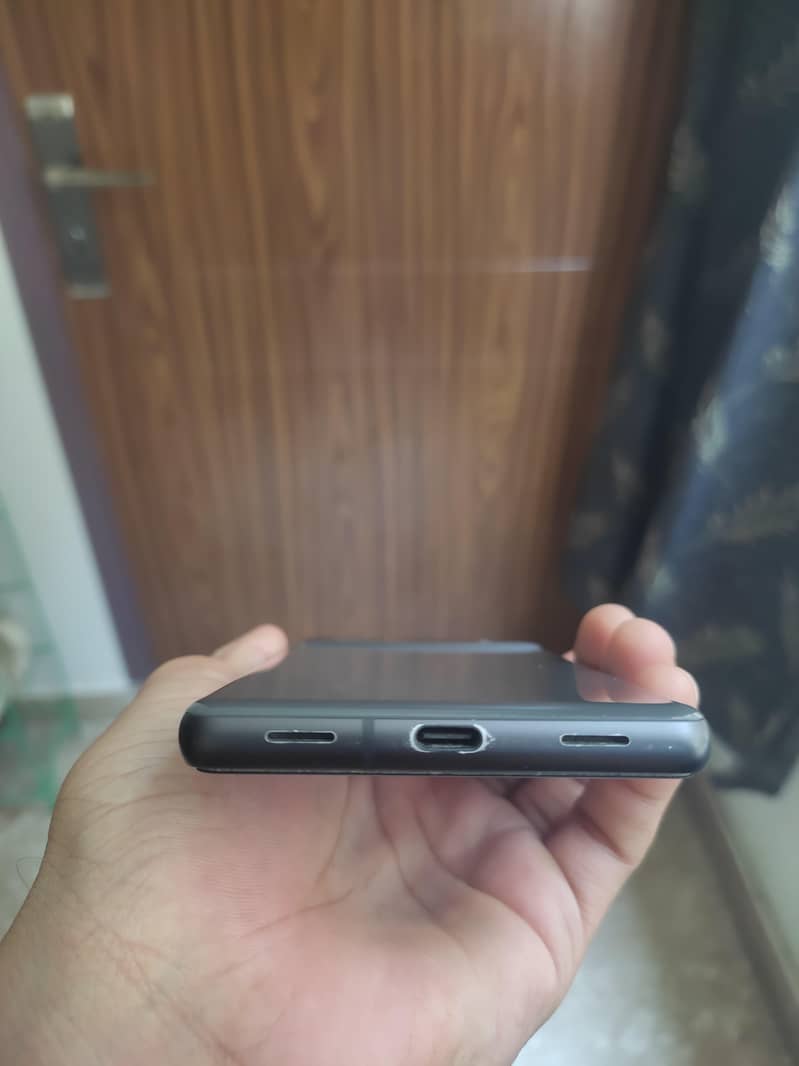 Google Pixel 7a 4