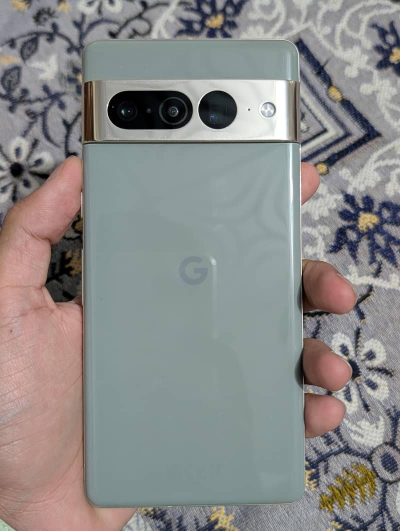 Google Pixel 7 Pro 2