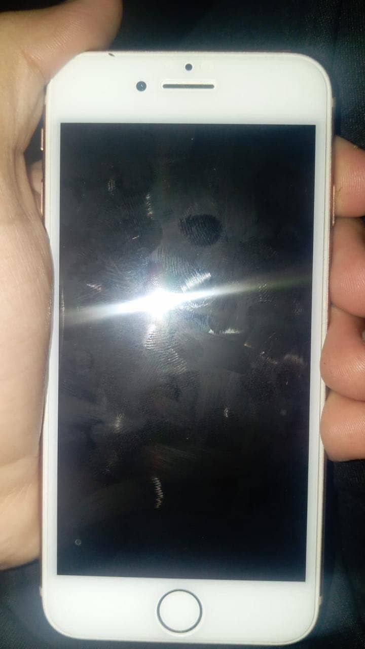Apple iPhone 8 5