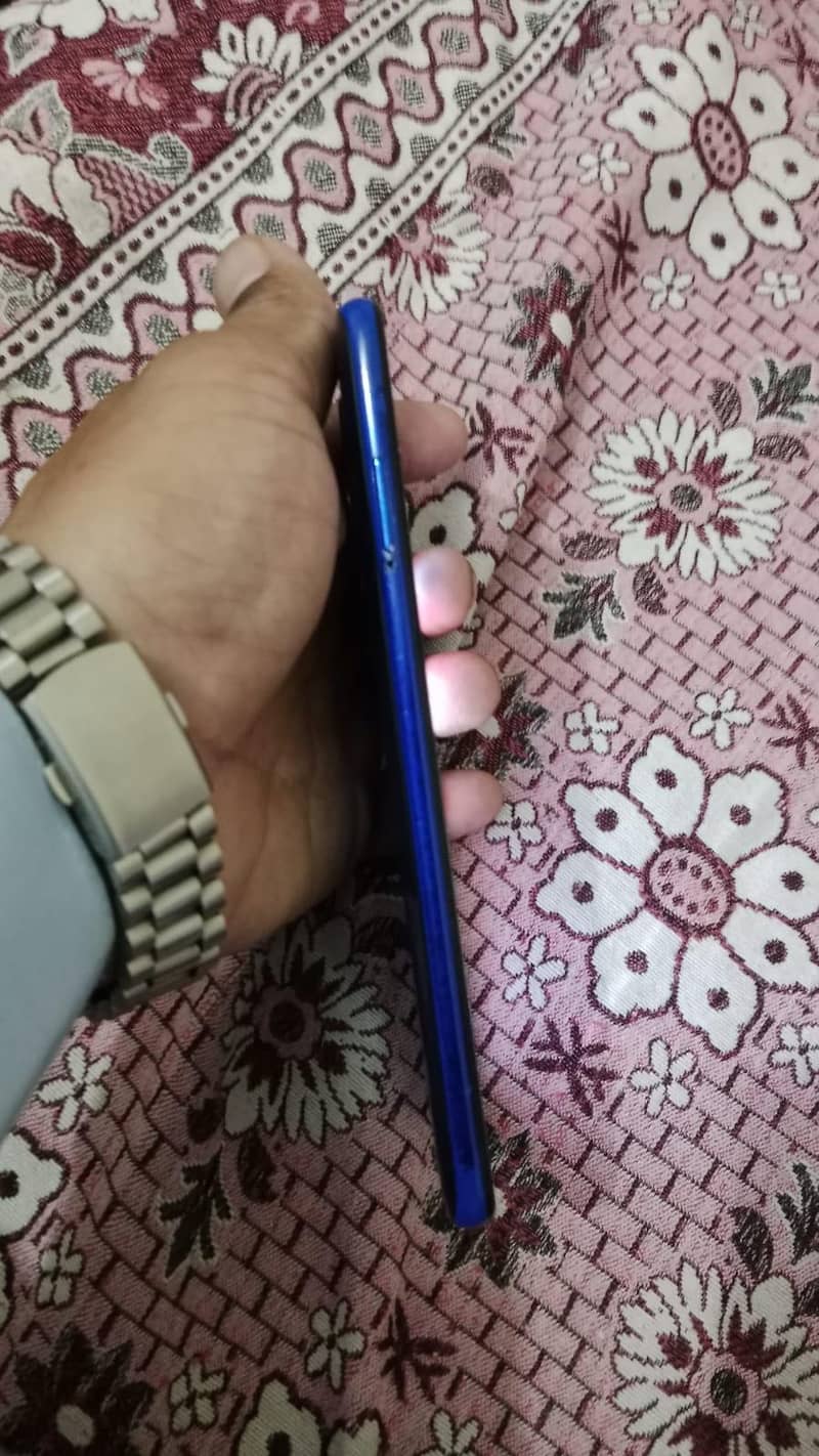 Redmi note 8 pro with box 1