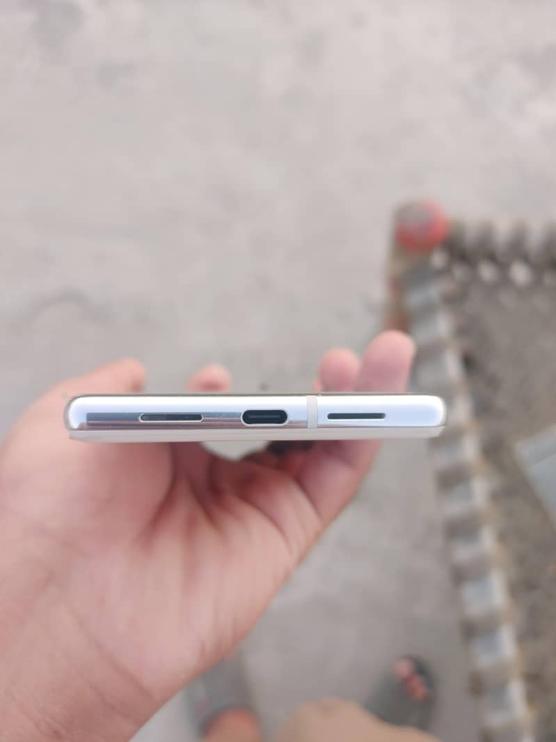 Google Pixel 6 pro 5