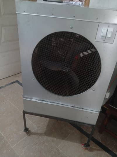AC DC cooler for sale with solar plate