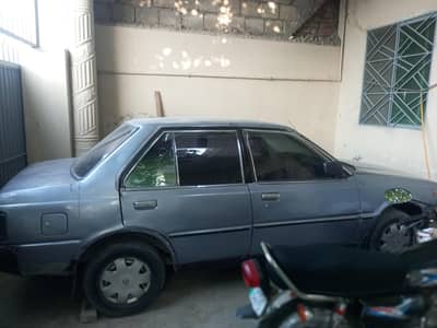 Nissan Sunny 1985