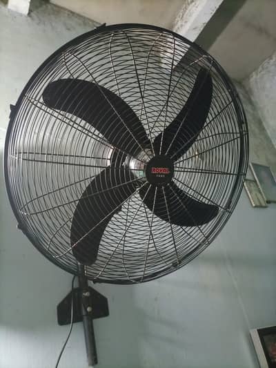 Royal Bracket Wall Fan