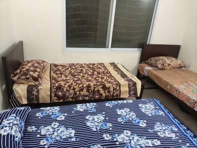 seats are available in Boys Hostel G8 and G9