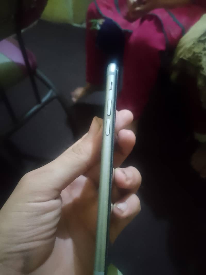 Apple iPhone 6 2