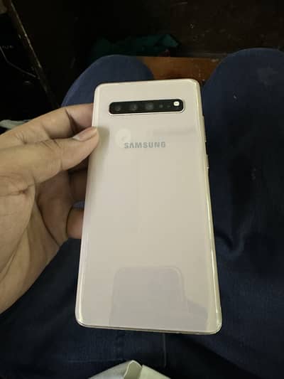 Sumsung S10 5G 10/10 condition Patch phone