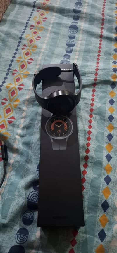 Samsung Galaxy Watch 5 Pro 45mm with Original Charger and Box