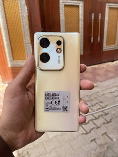 Infinix Zero 30