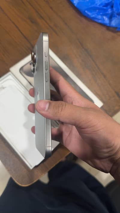 iPhone 15pro max 256non pta