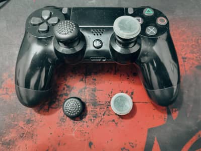 PS4 original controller+ Kontrolfreeks