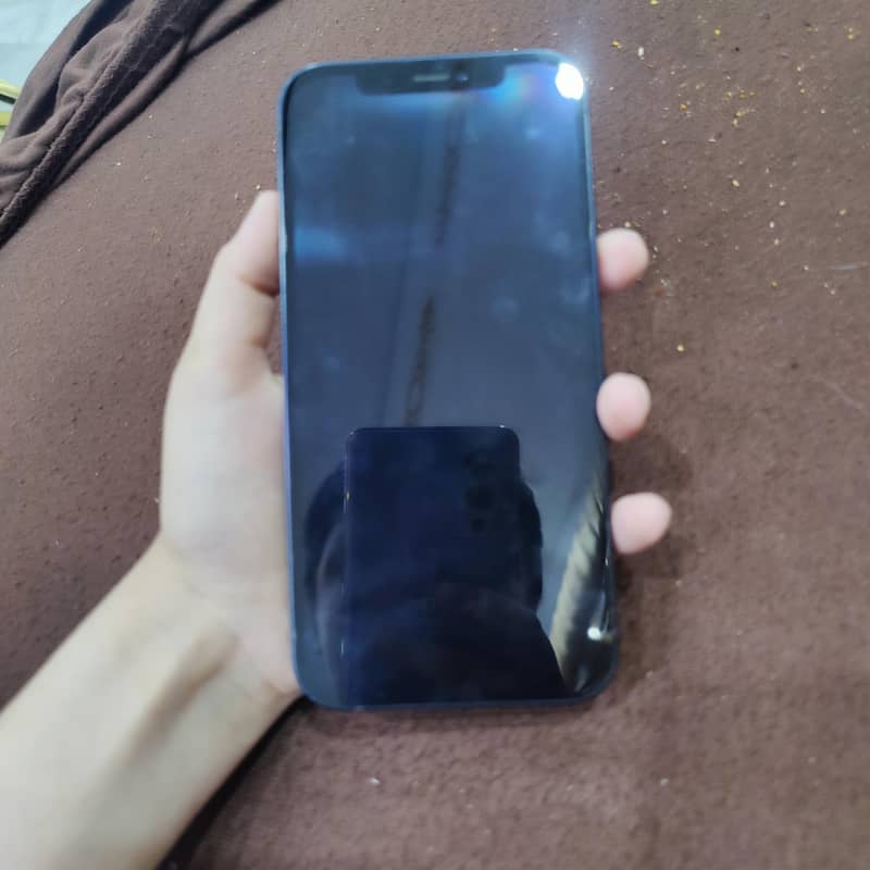 Apple iPhone 12 0