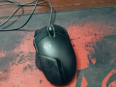 Logitech g402 + mousepad