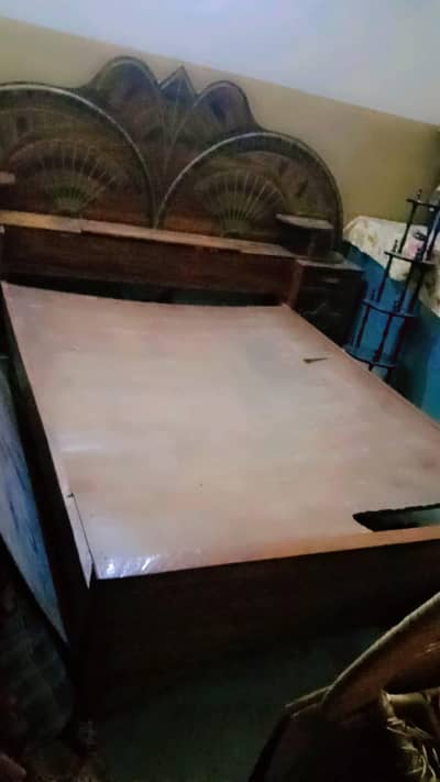 wooden bed
