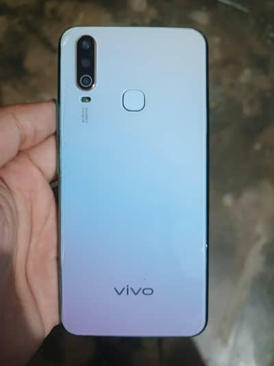 Vivo Y17