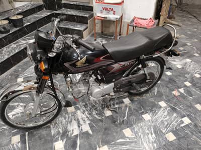 Honda CD70 2025 Model Black Color