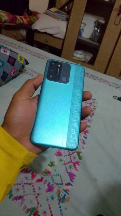 Tecno Spark 8C