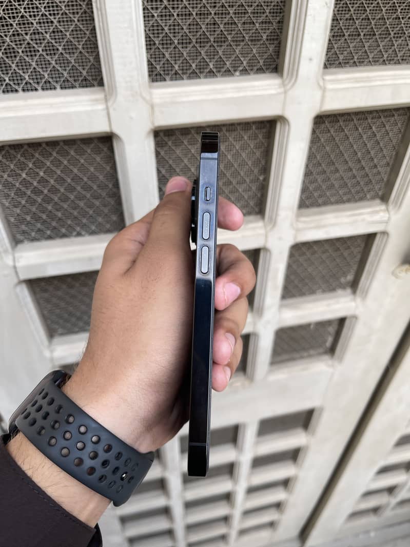 Iphone 14 pro 4
