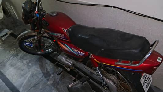 United 100 CC