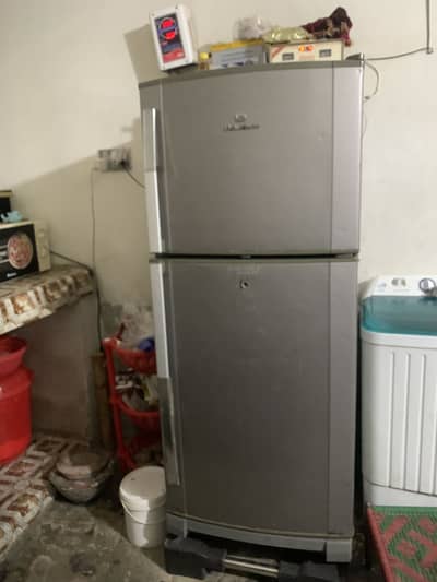 Dawlance refrigerator / good condition