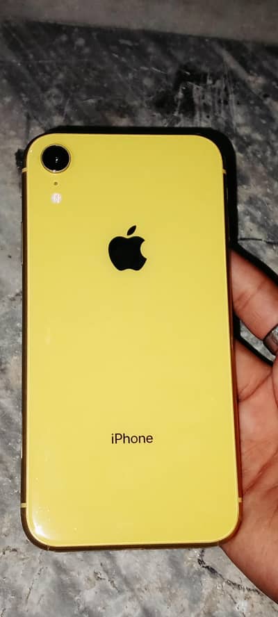 Apple iPhone XR
