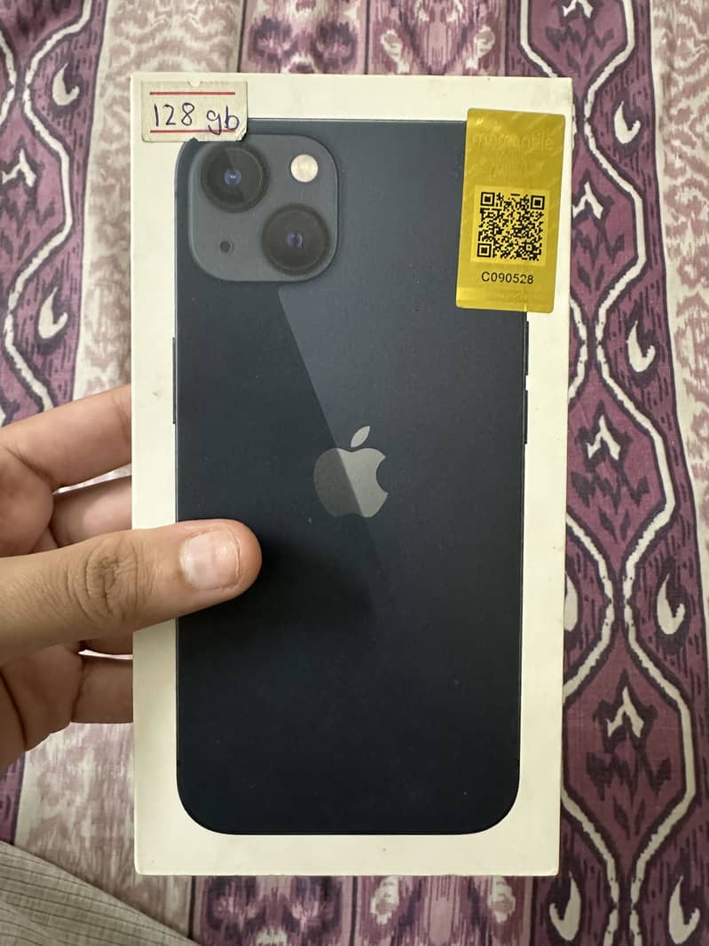 iPhone 13 6