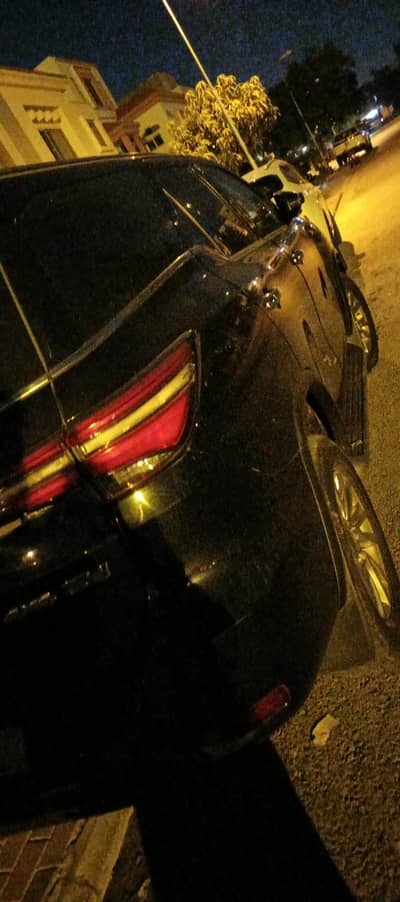 Professional Executive Driver Available for Job