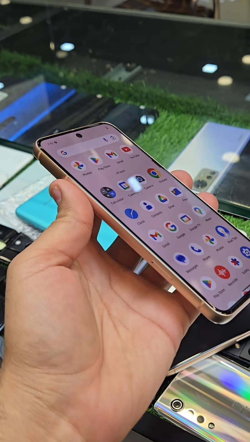 Google Pixel 8 3