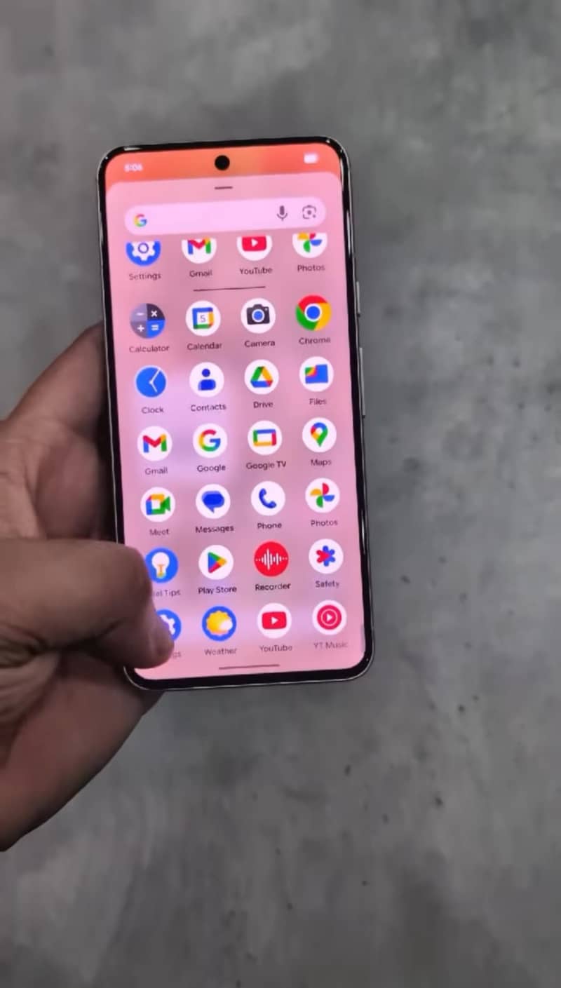 Google Pixel 8 5