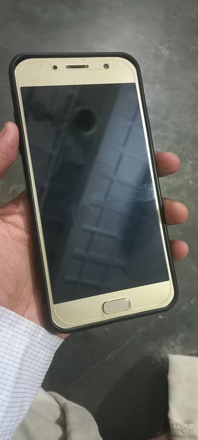 samsung A7 (2017)
