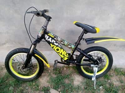 imported16" cycle 5year se 10 year baby k liye.