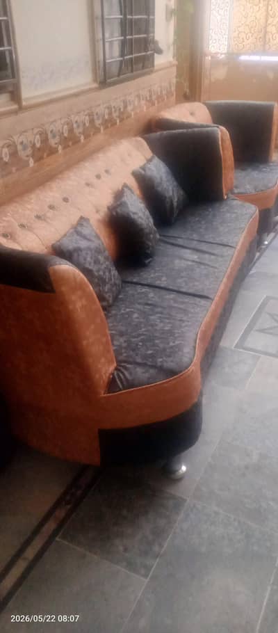 5 seater sofa good condition