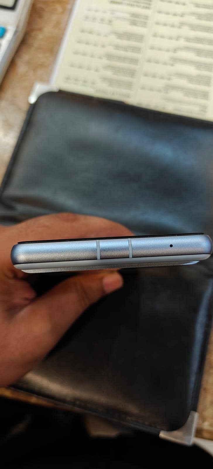 Google Pixel 7a 3