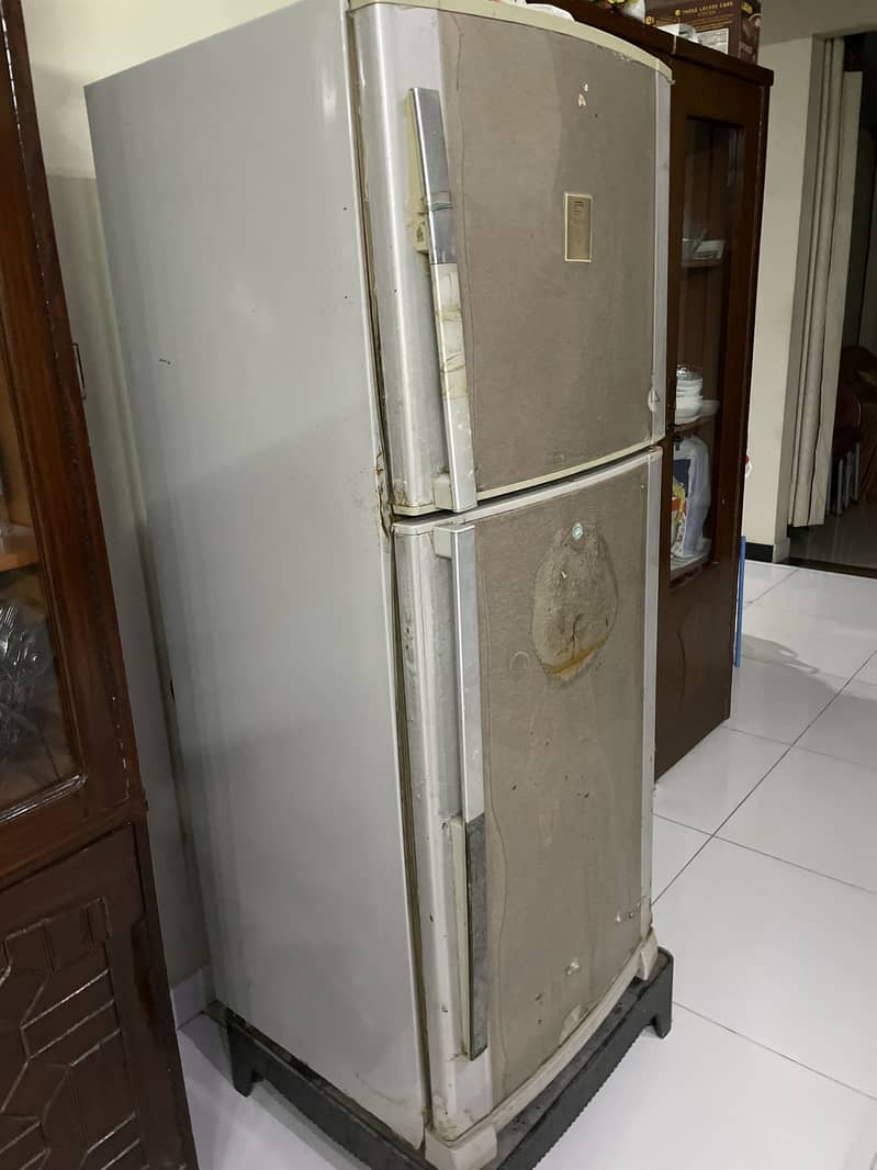 Dawlance fridge 0