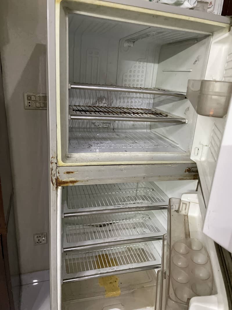 Dawlance fridge 1
