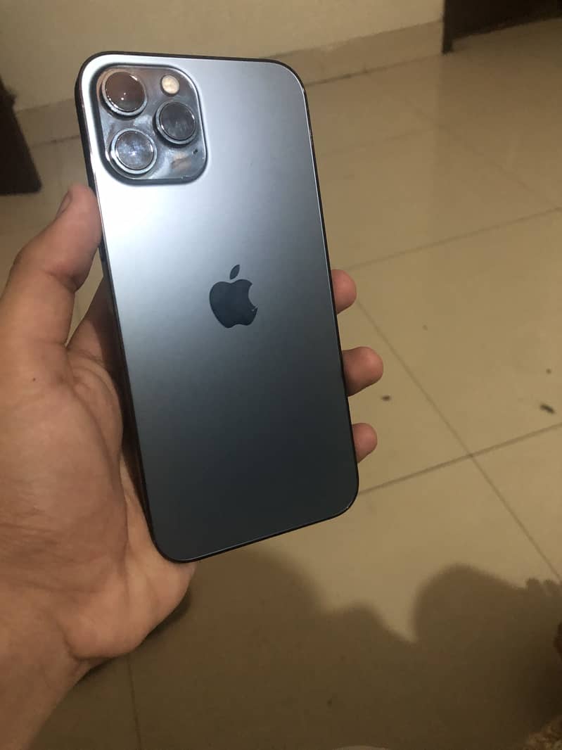 iphone 12 pro max 4