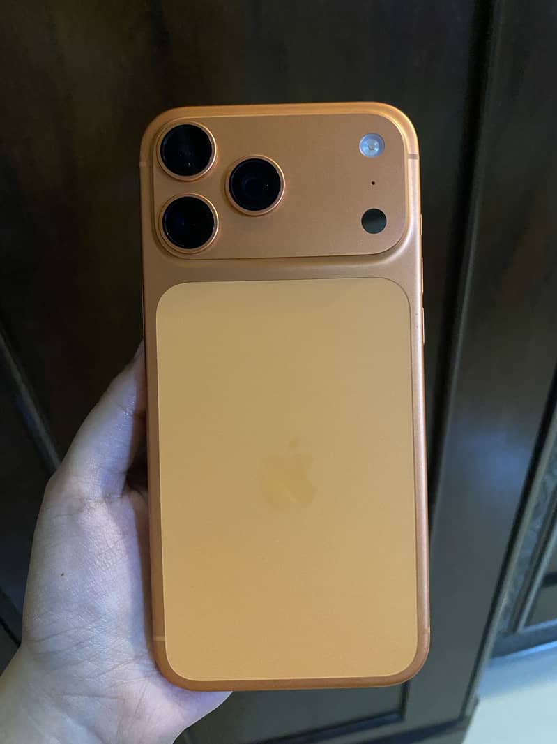 Iphone 17 pro max 1