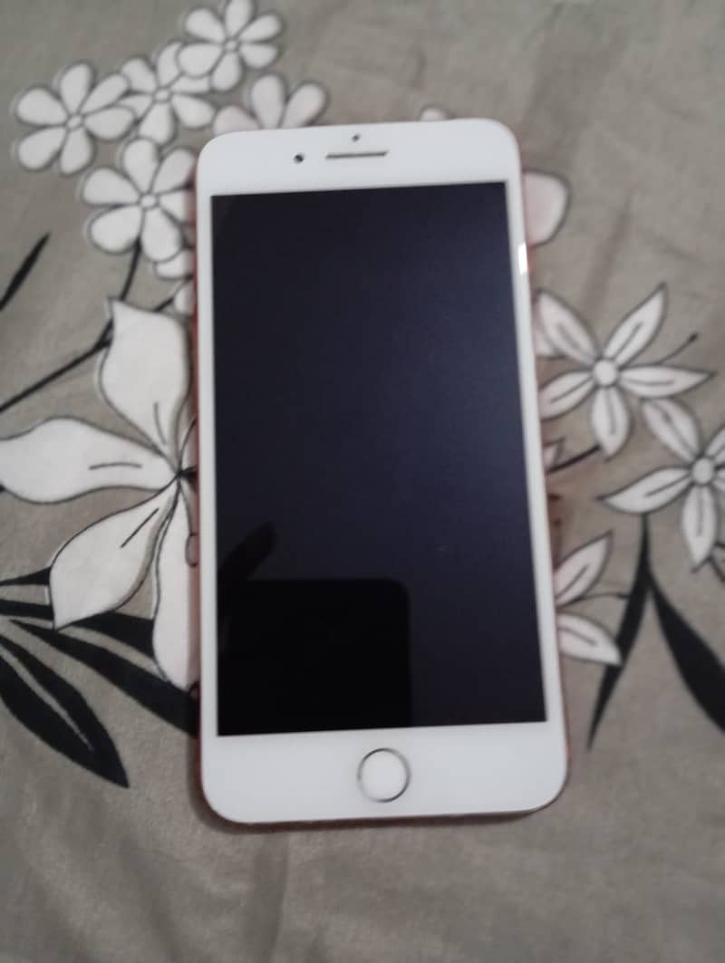 Apple iPhone 7 Plus 2