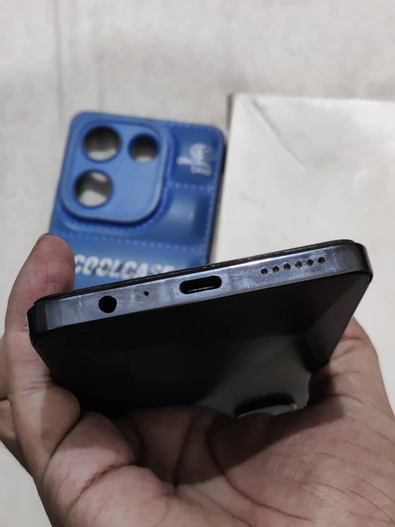 Tecno CAMON 20 0
