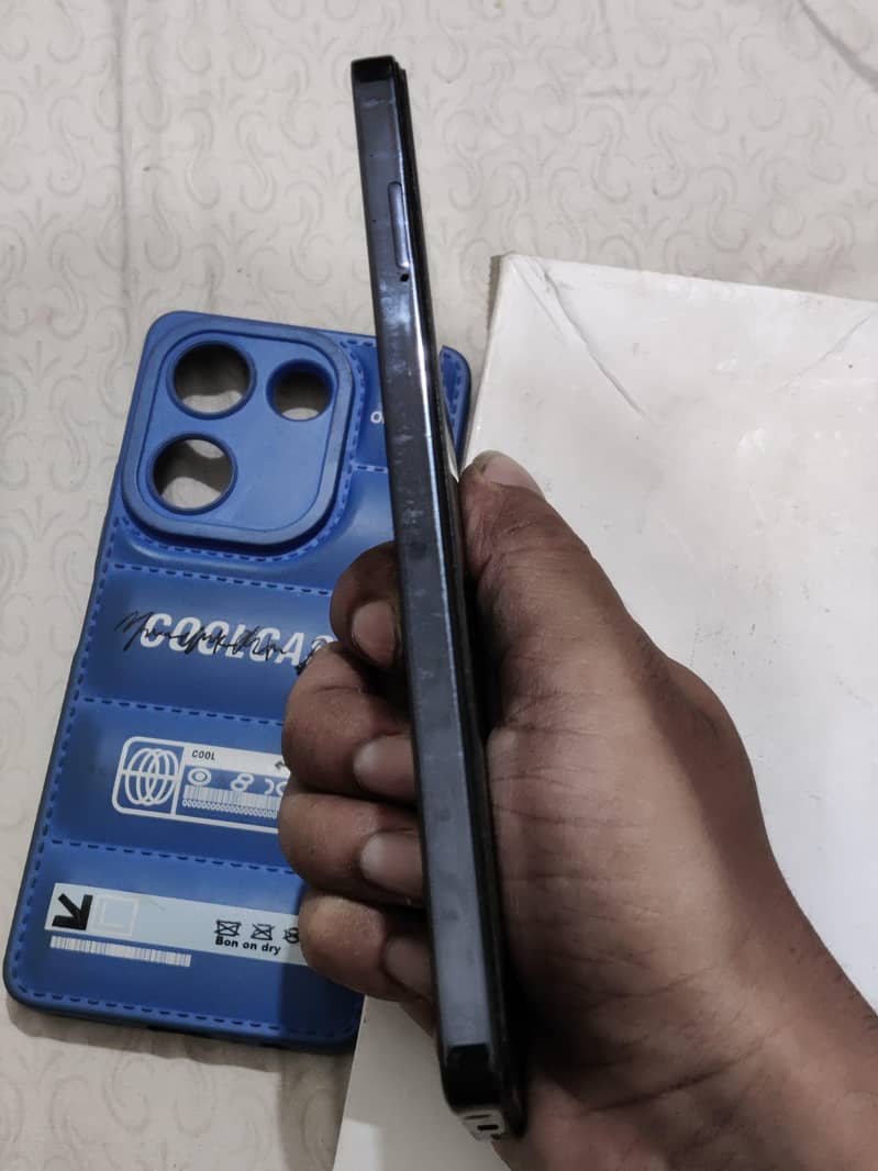 Tecno CAMON 20 2