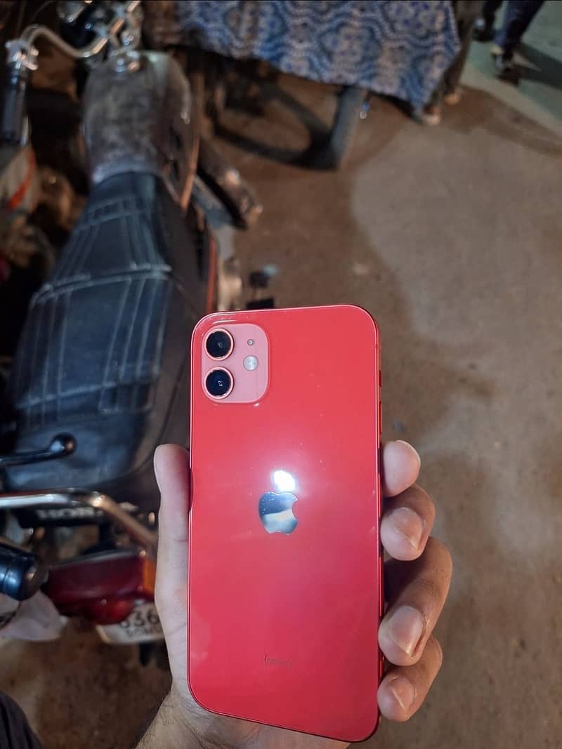 iPhone 12 1