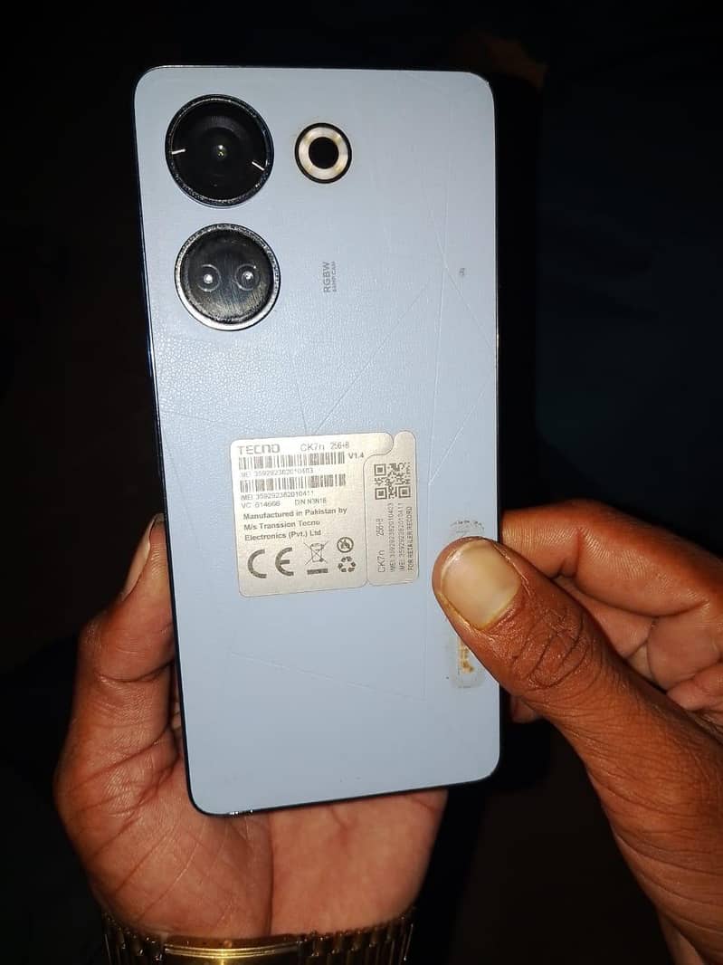 Tecno CAMON 20 Pro 1
