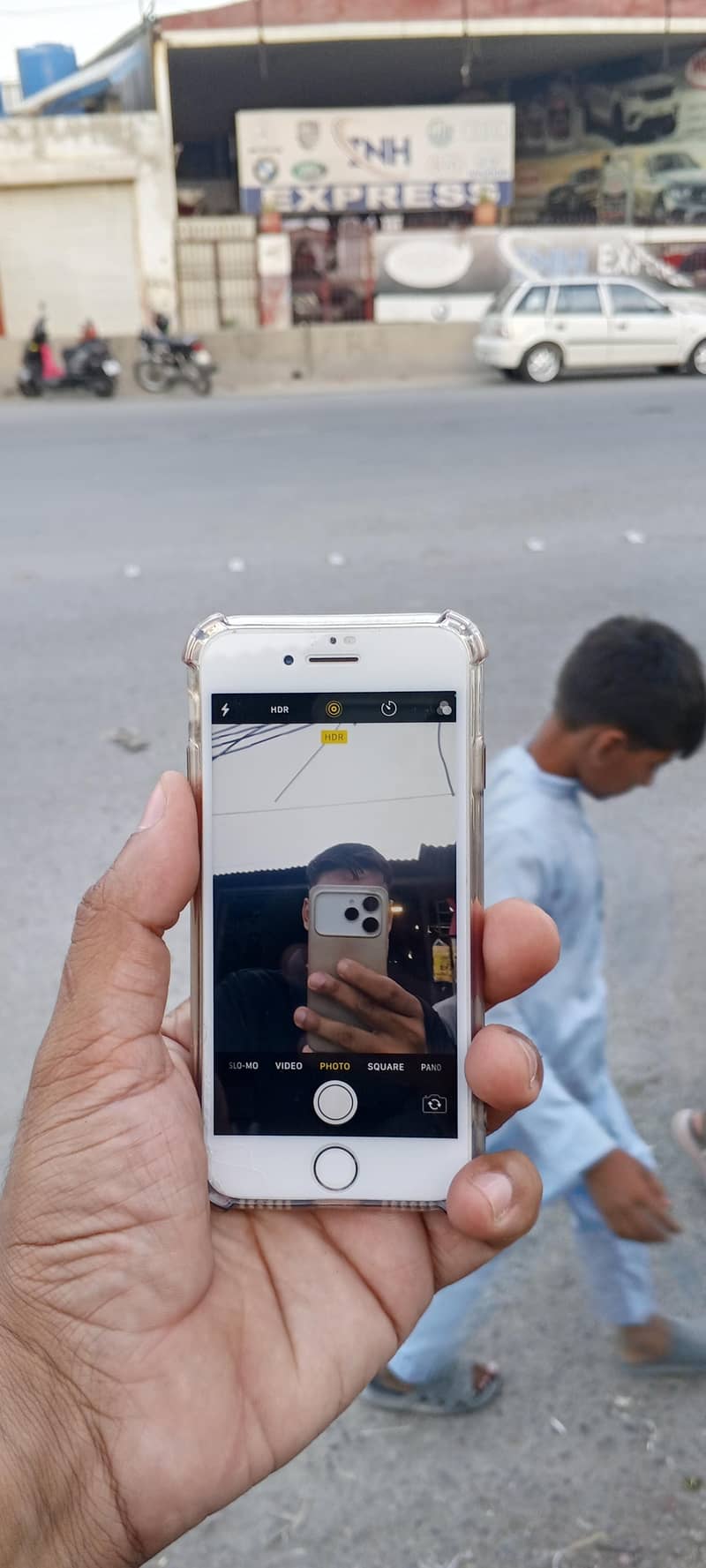 Apple iPhone 7 0