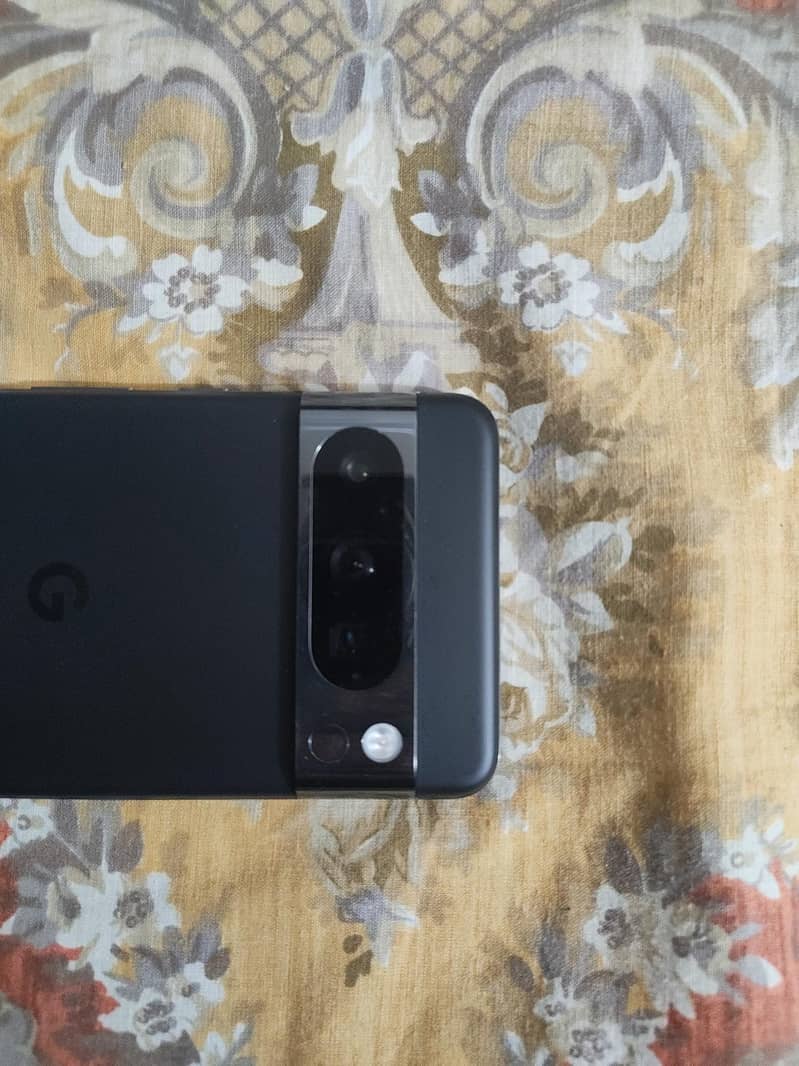 Google Pixel 8 Pro 2