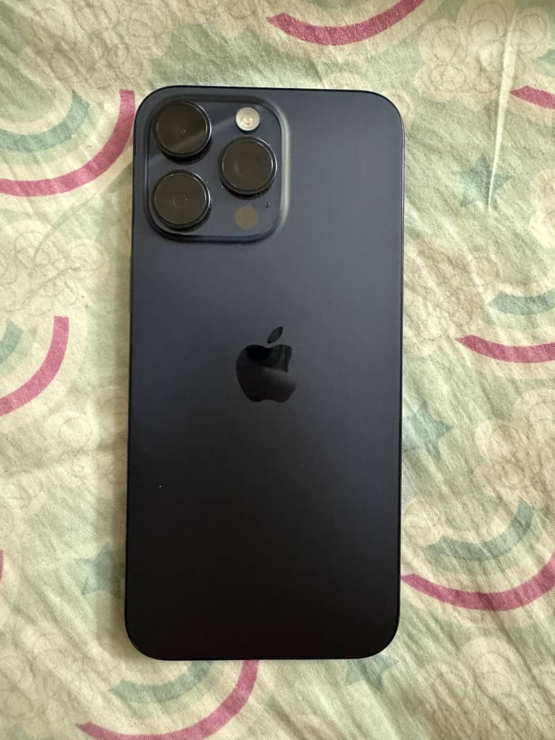 Iphone 15 Pro Max 1