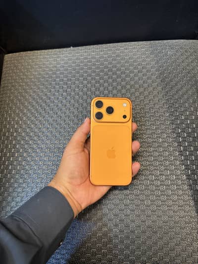 iPhone 17 Pro Non Pta Factory Unlock Box open